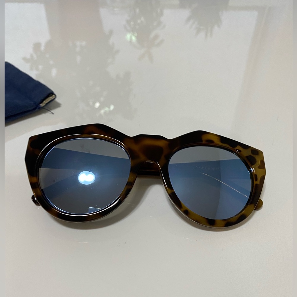 Le Specs sunglasses in great condition